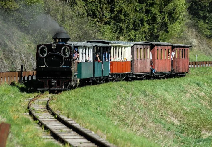 Čiernohorská železnica a skanzen Vydrovo – výlet pre školy