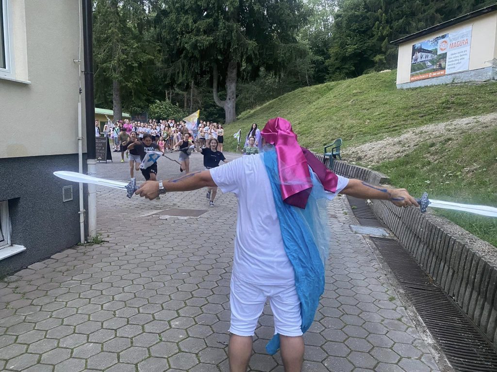 STRÁŽCOVIA GALAXIE - fantasy tábor pre superhrdinov